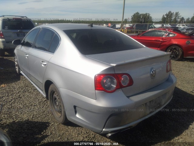 Photo 2 VIN: WVWJM7AN0AP052040 - VOLKSWAGEN PASSAT SEDAN 