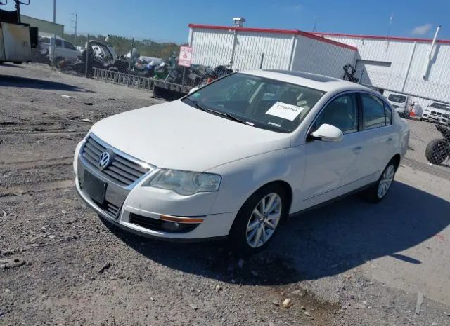 Photo 1 VIN: WVWJM7AN1AE104948 - VOLKSWAGEN PASSAT SEDAN 