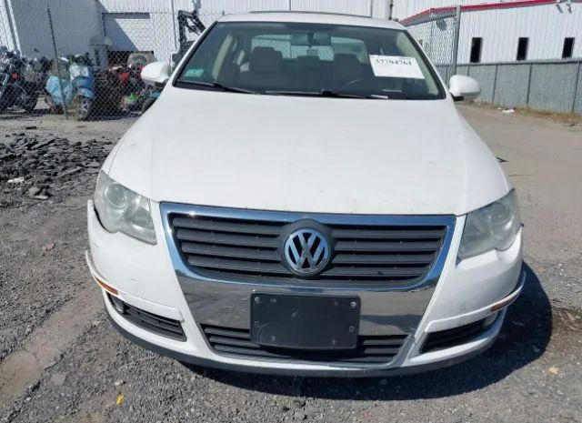 Photo 5 VIN: WVWJM7AN1AE104948 - VOLKSWAGEN PASSAT SEDAN 