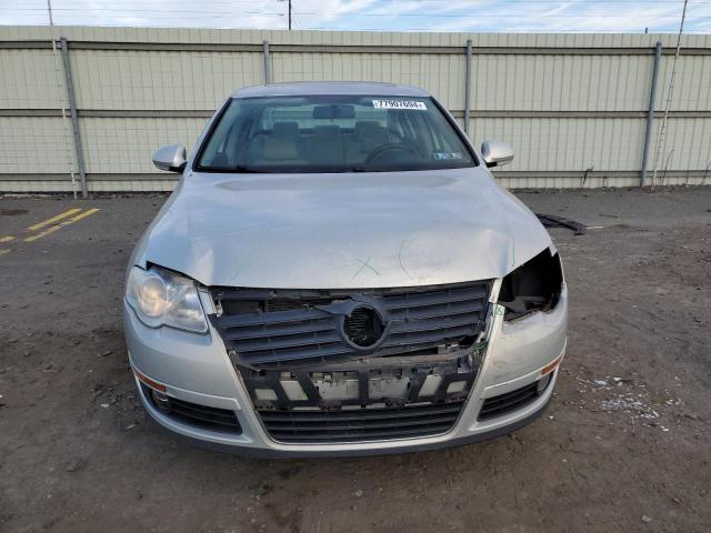 Photo 4 VIN: WVWJM7AN2AE138171 - VOLKSWAGEN PASSAT KOM 