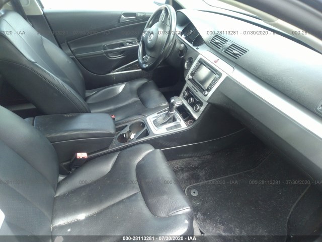 Photo 4 VIN: WVWJM7AN4AE065028 - VOLKSWAGEN PASSAT 