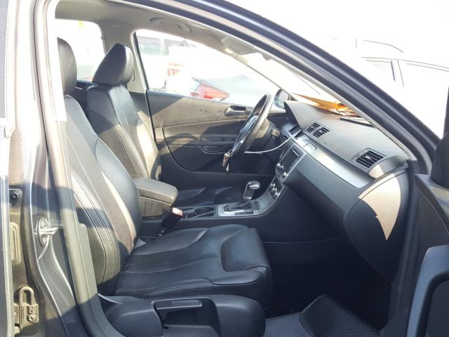 Photo 4 VIN: WVWJM7AN5AE075986 - VOLKSWAGEN PASSAT 