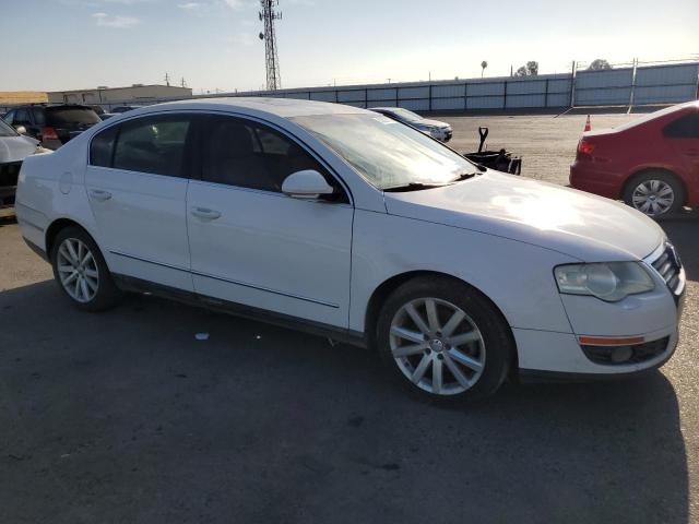 Photo 3 VIN: WVWJM7AN6AE163798 - VOLKSWAGEN PASSAT 