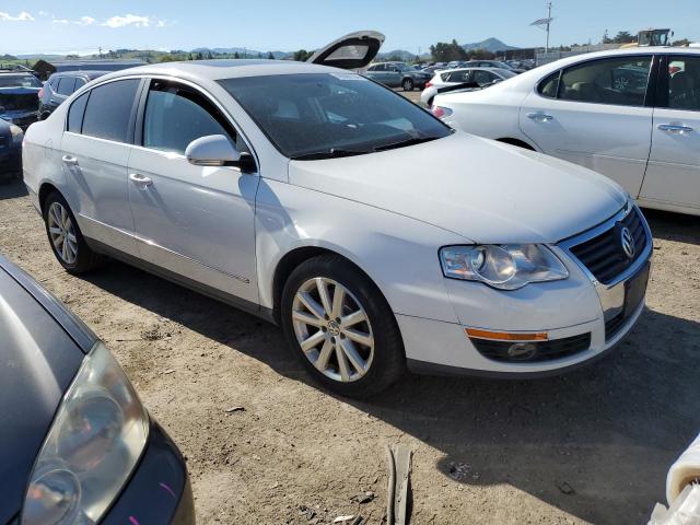 Photo 3 VIN: WVWJM7AN8AE080373 - VOLKSWAGEN PASSAT 