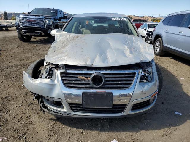 Photo 4 VIN: WVWJM7ANXAE104396 - VOLKSWAGEN PASSAT 