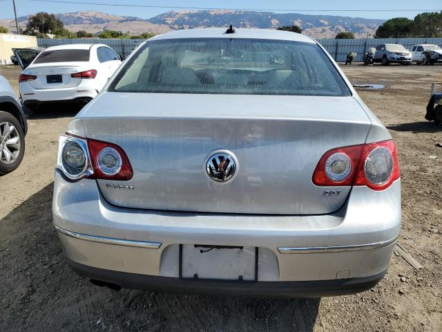 Photo 5 VIN: WVWJM7ANXAE104396 - VOLKSWAGEN PASSAT 