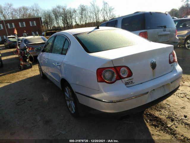 Photo 2 VIN: WVWJM7ANXAE122137 - VOLKSWAGEN PASSAT SEDAN 