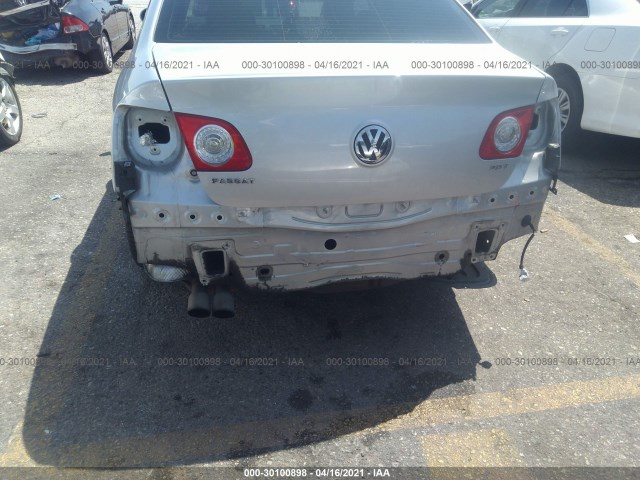 Photo 5 VIN: WVWJM7ANXAE141884 - VOLKSWAGEN PASSAT 