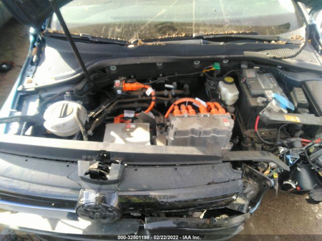 Photo 9 VIN: WVWKP7AU3GW903877 - VOLKSWAGEN GOLF 