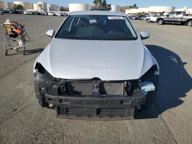 Photo 4 VIN: WVWKR7AU7HW954312 - VOLKSWAGEN E-GOLF SE 