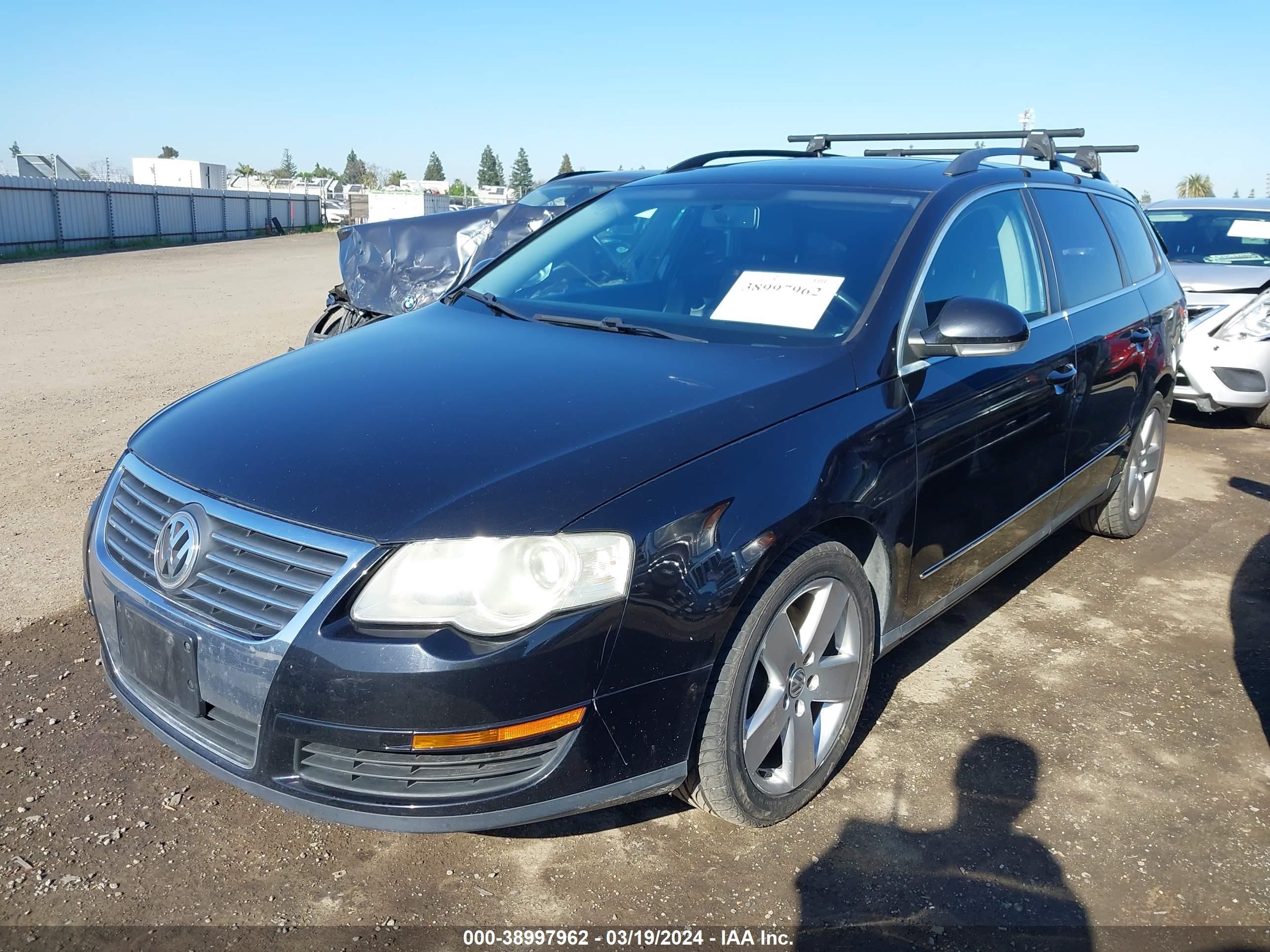 Photo 1 VIN: WVWLK73C78E073337 - VOLKSWAGEN PASSAT 