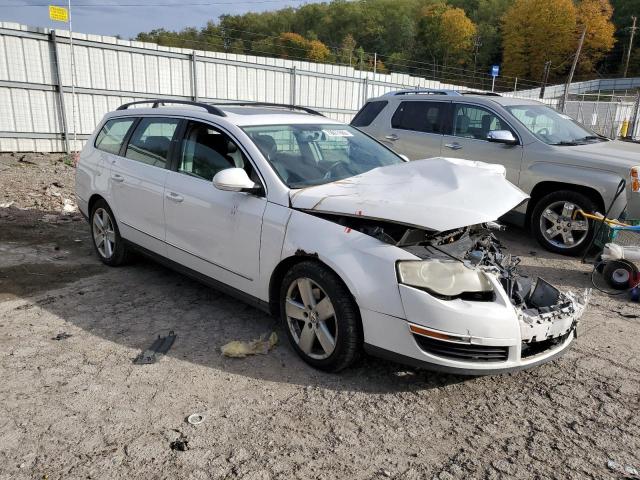 Photo 3 VIN: WVWLK73C88E063903 - VOLKSWAGEN PASSAT WAG 