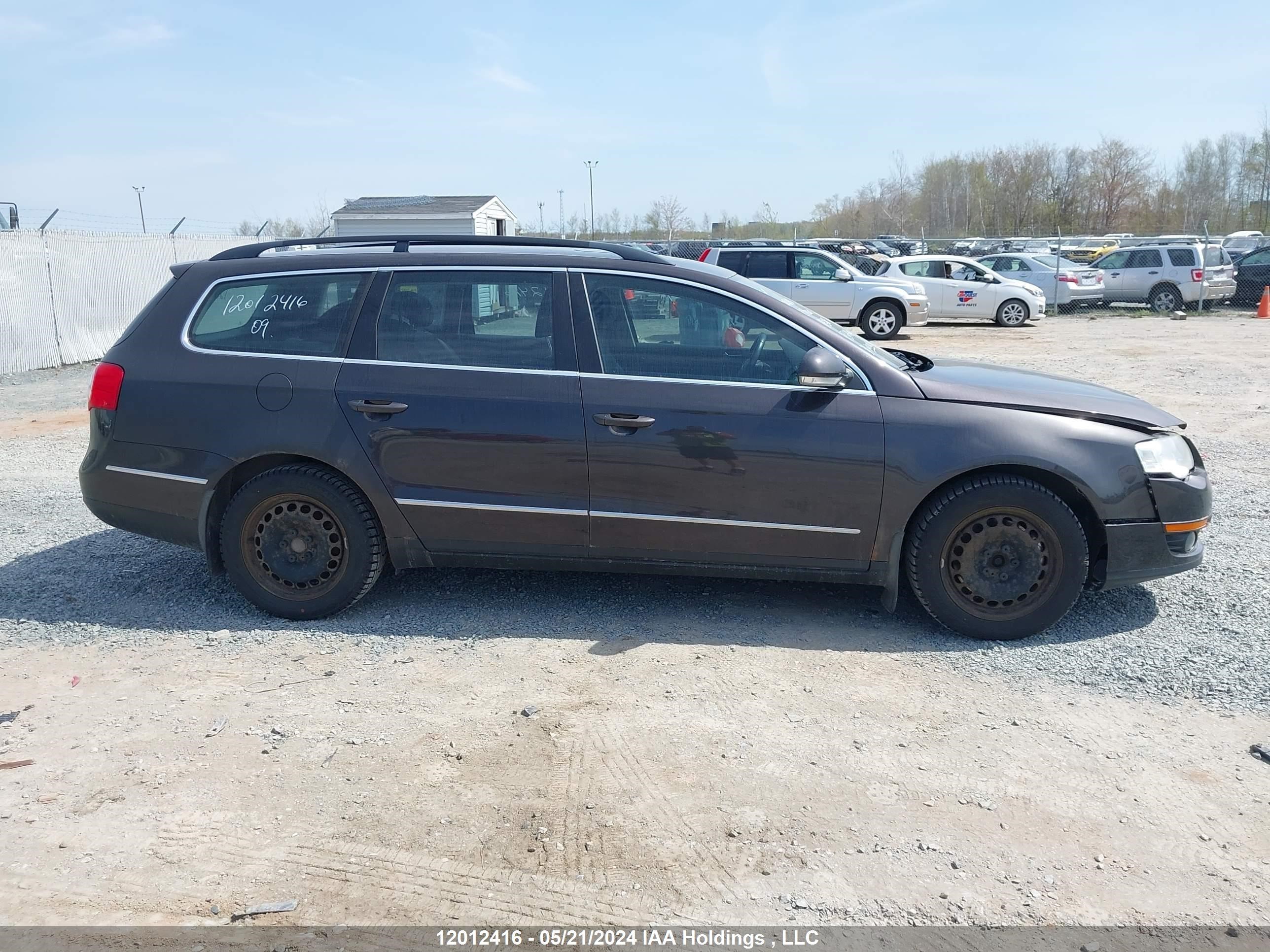 Photo 13 VIN: WVWLK93C49E113869 - VOLKSWAGEN PASSAT 