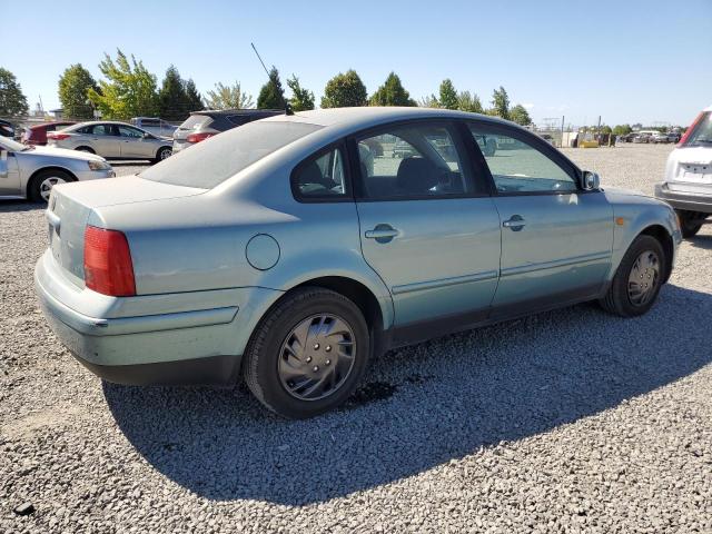 Photo 2 VIN: WVWMA63B0XE052109 - VOLKSWAGEN PASSAT 