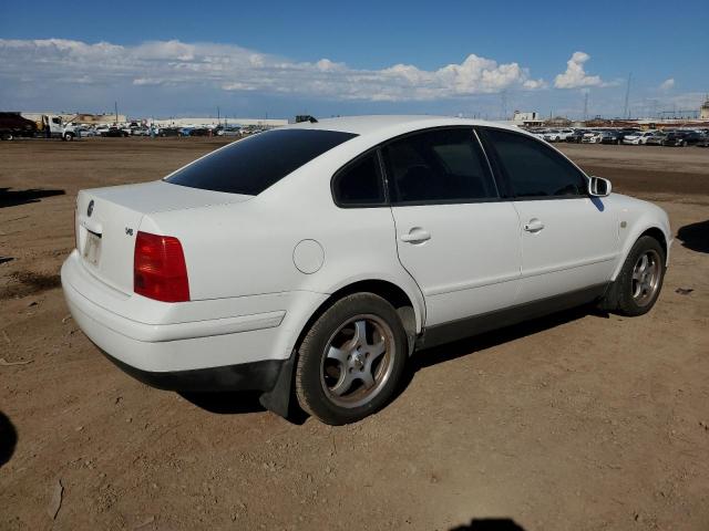 Photo 2 VIN: WVWMD63B5XE191689 - VOLKSWAGEN PASSAT 