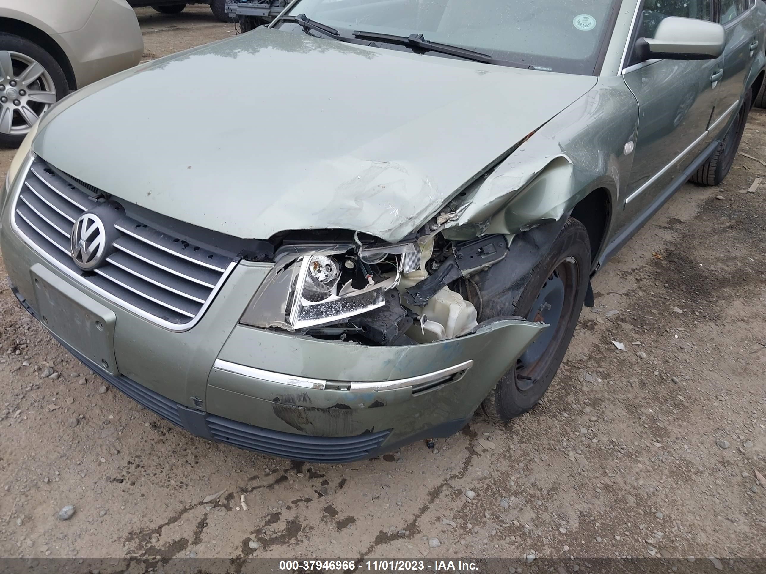 Photo 5 VIN: WVWMD63BX4E087615 - VOLKSWAGEN PASSAT 