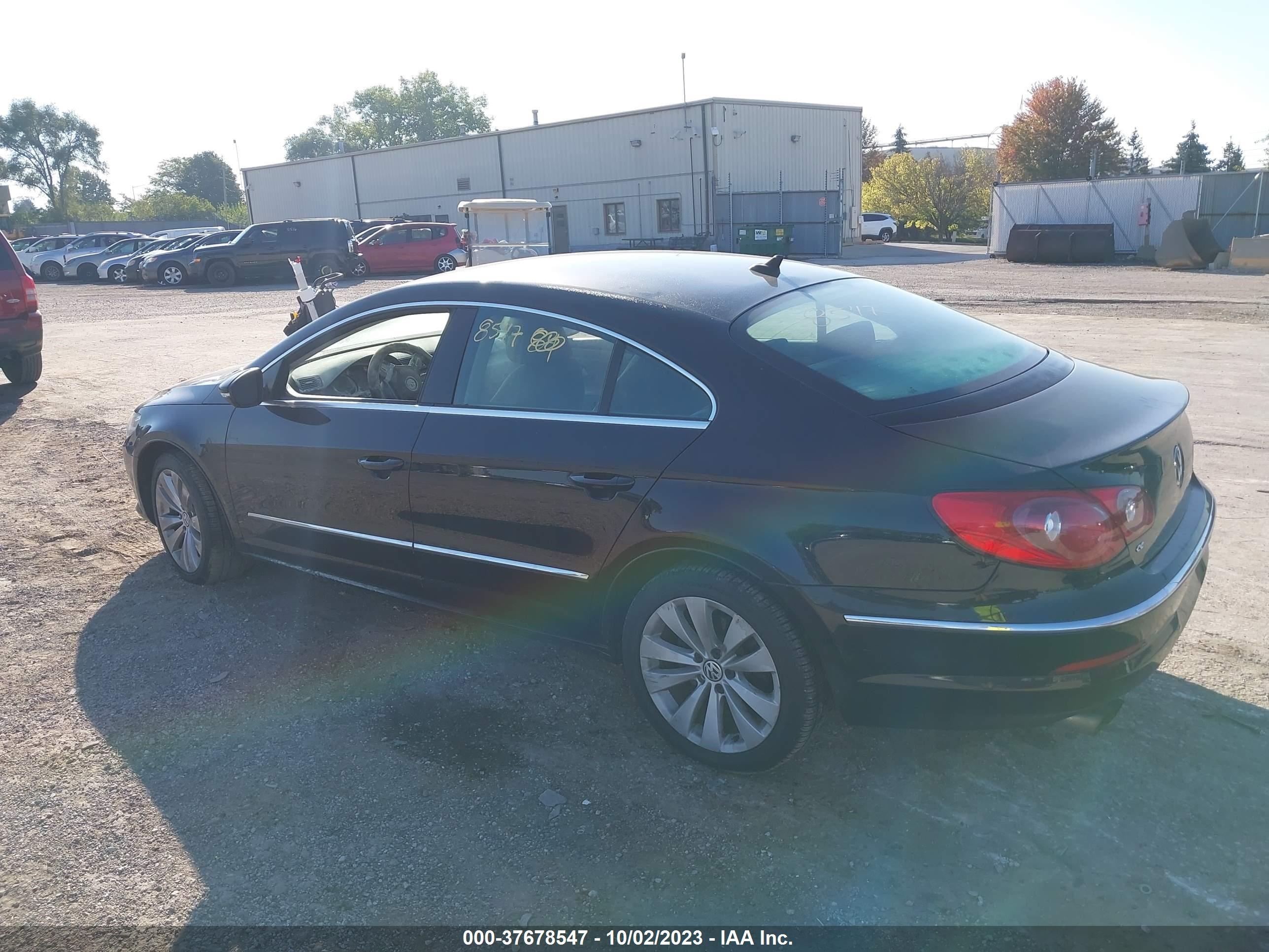 Photo 2 VIN: WVWMN7AN4BE720817 - VOLKSWAGEN PASSAT CC 