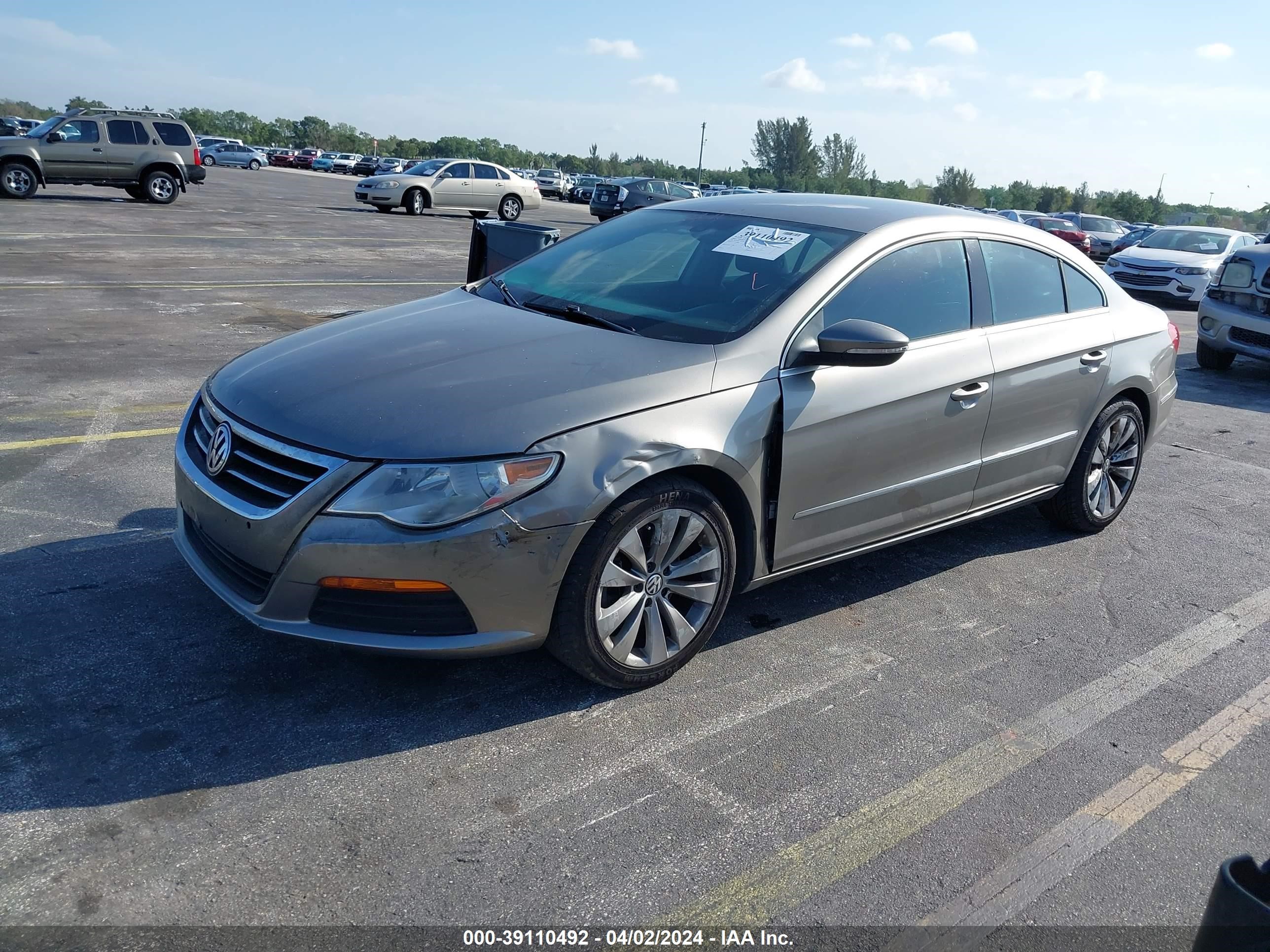 Photo 1 VIN: WVWMN7AN7BE728622 - VOLKSWAGEN PASSAT 