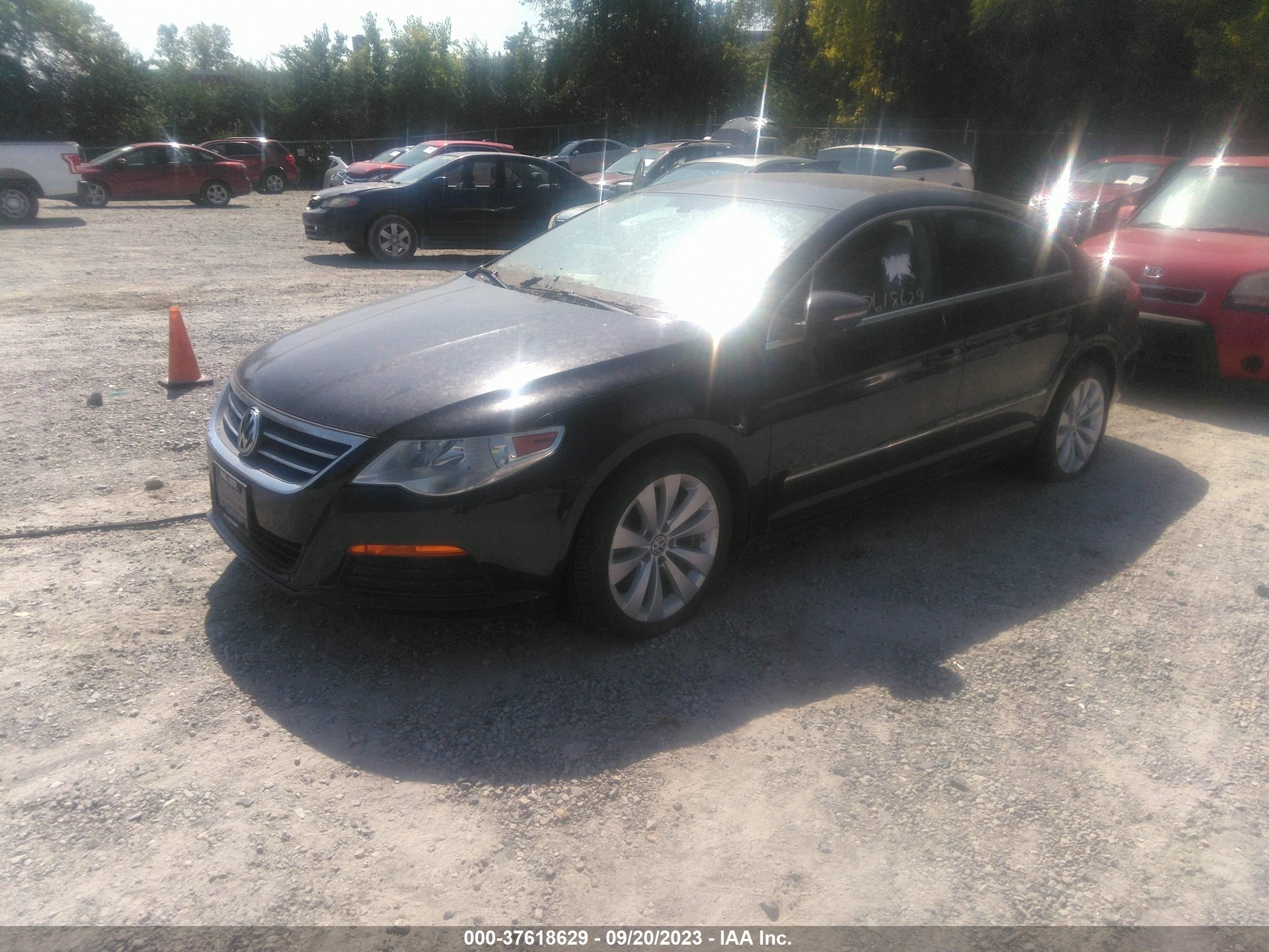 Photo 1 VIN: WVWMN7AN9BE701177 - VOLKSWAGEN PASSAT CC 