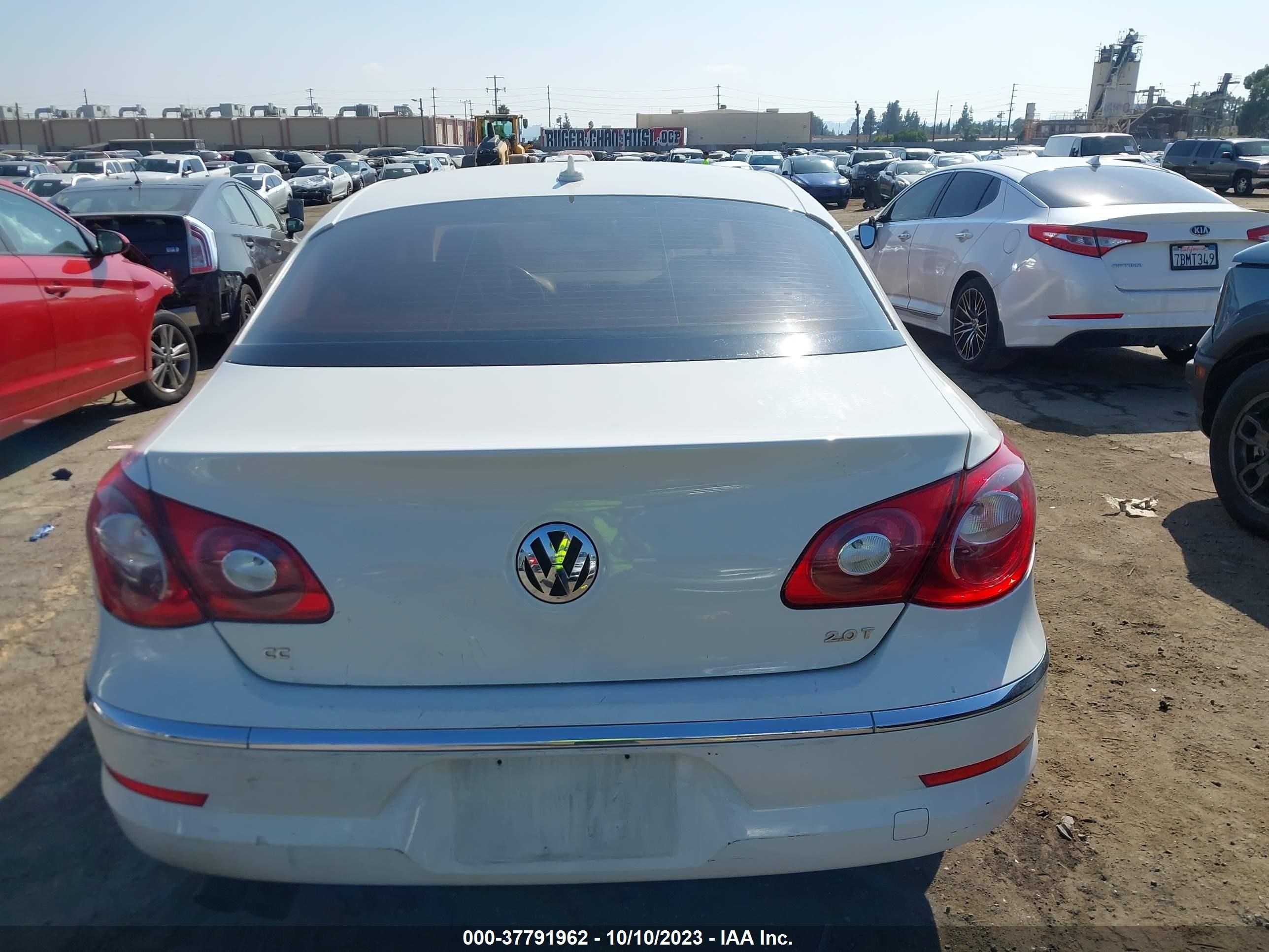 Photo 15 VIN: WVWMP7AN3AE559644 - VOLKSWAGEN PASSAT 