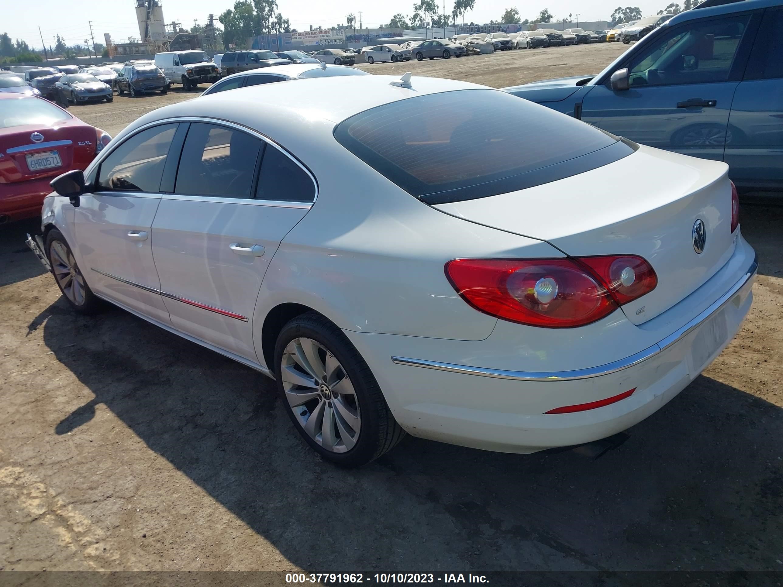 Photo 2 VIN: WVWMP7AN3AE559644 - VOLKSWAGEN PASSAT 