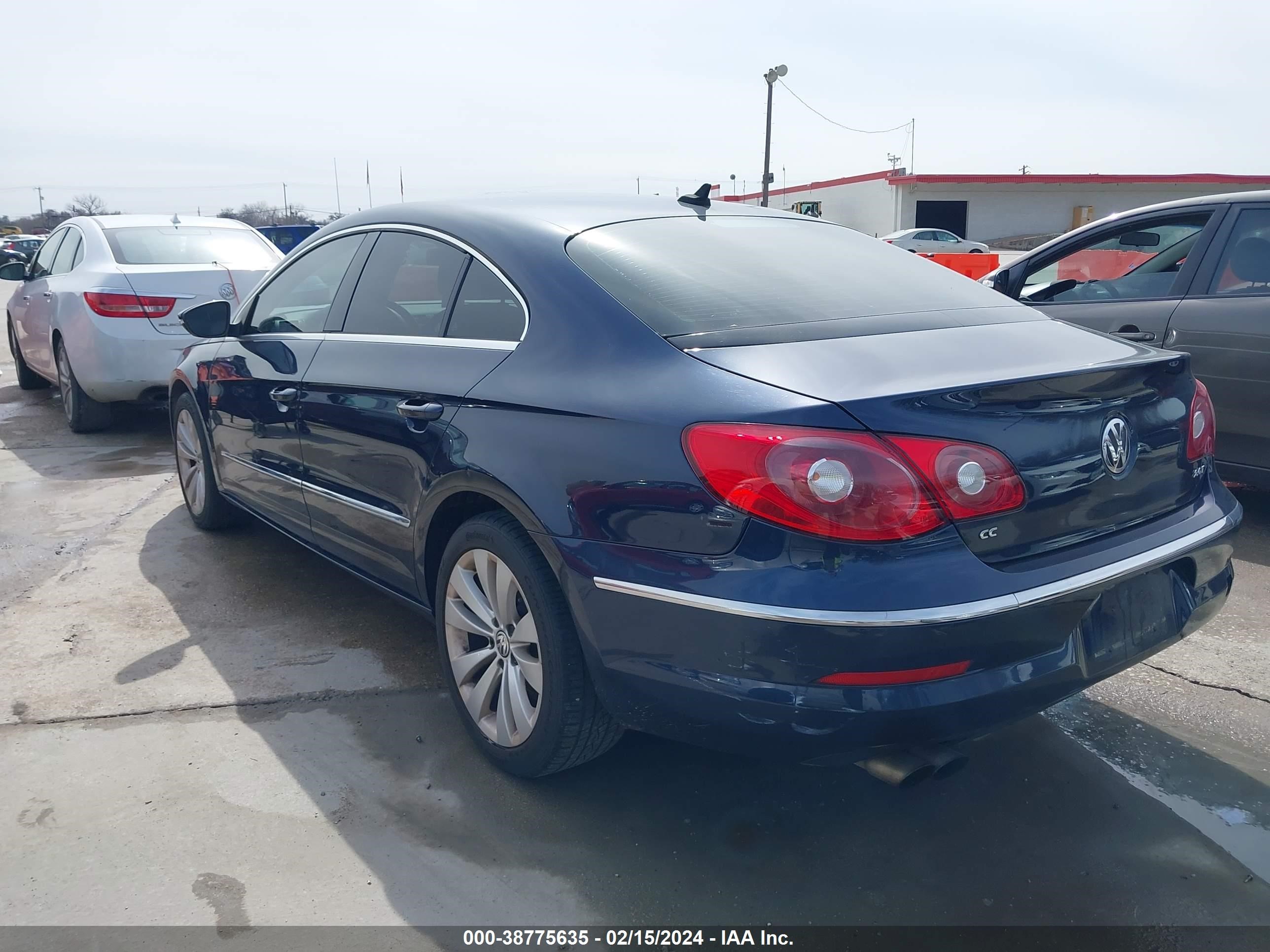 Photo 2 VIN: WVWMP7AN9CE518101 - VOLKSWAGEN PASSAT 