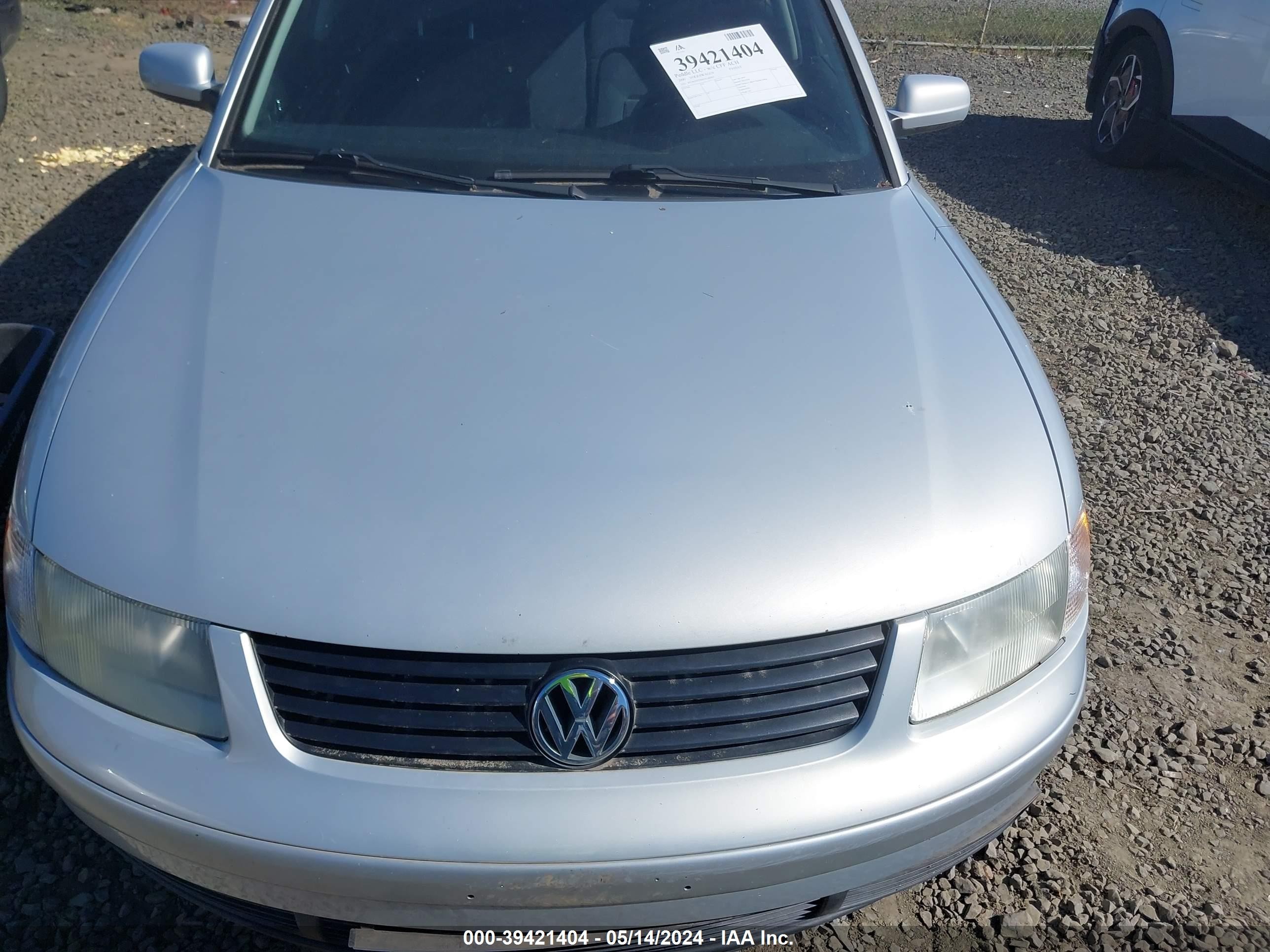 Photo 5 VIN: WVWND23B4YE146063 - VOLKSWAGEN PASSAT 