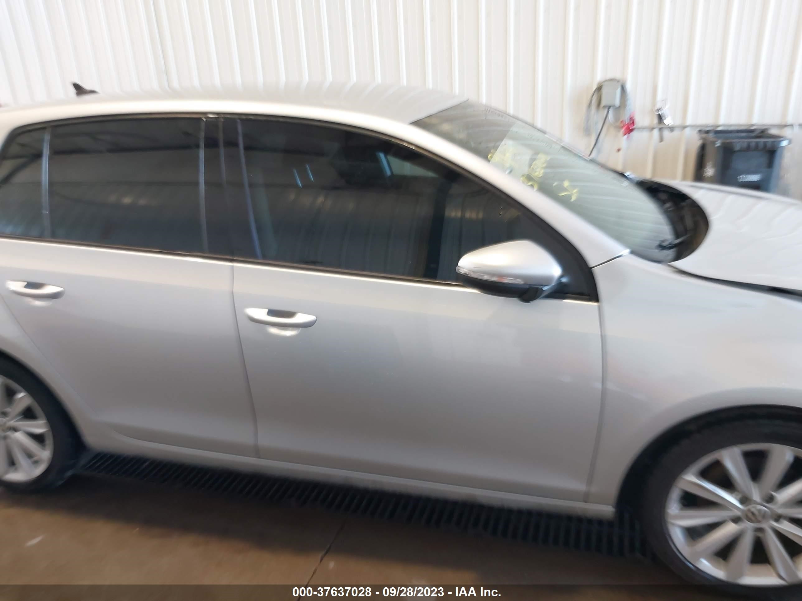 Photo 12 VIN: WVWNM7AJ6DW049054 - VOLKSWAGEN GOLF 