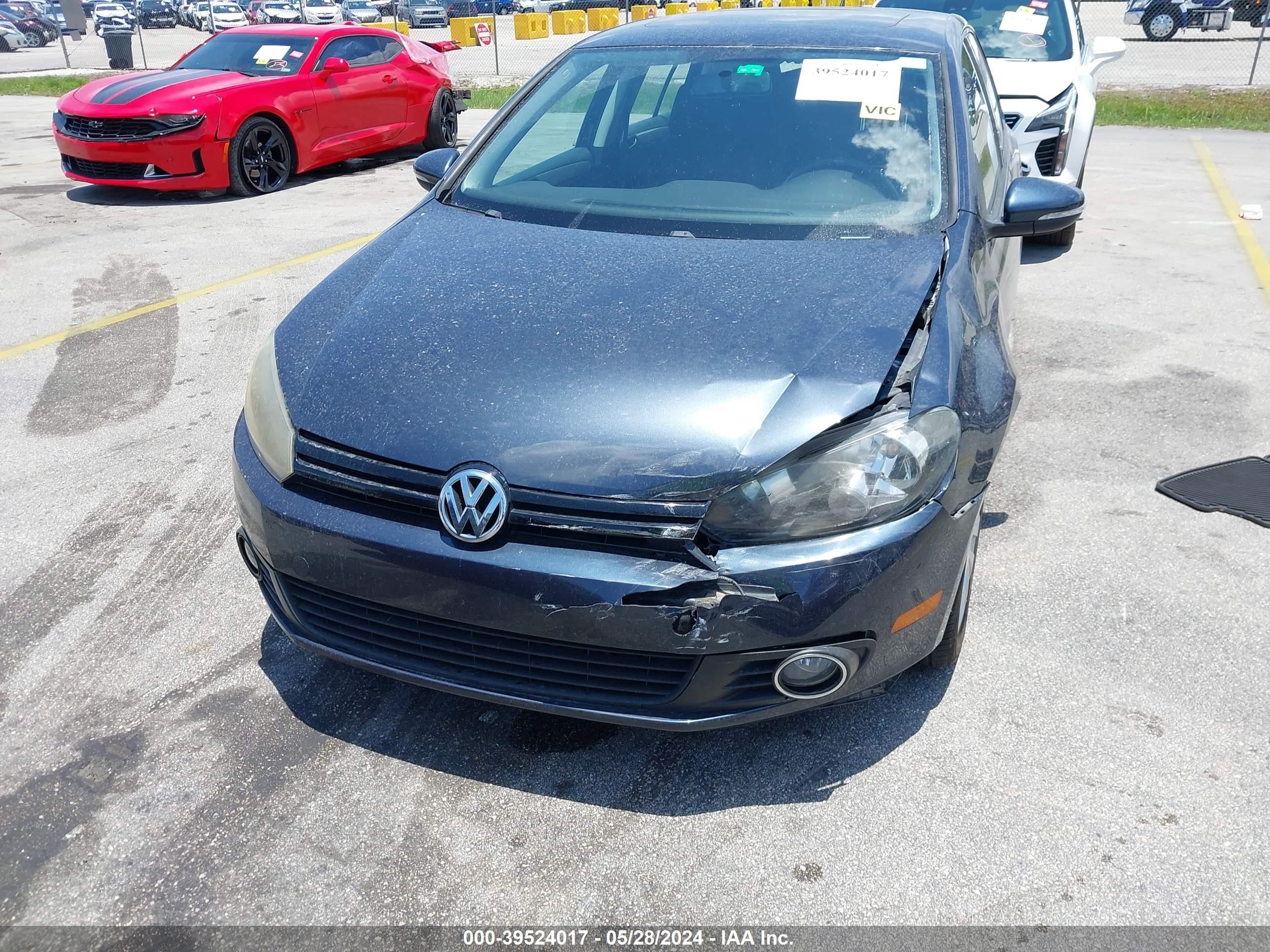 Photo 5 VIN: WVWNM7AJ9DW060646 - VOLKSWAGEN GOLF 