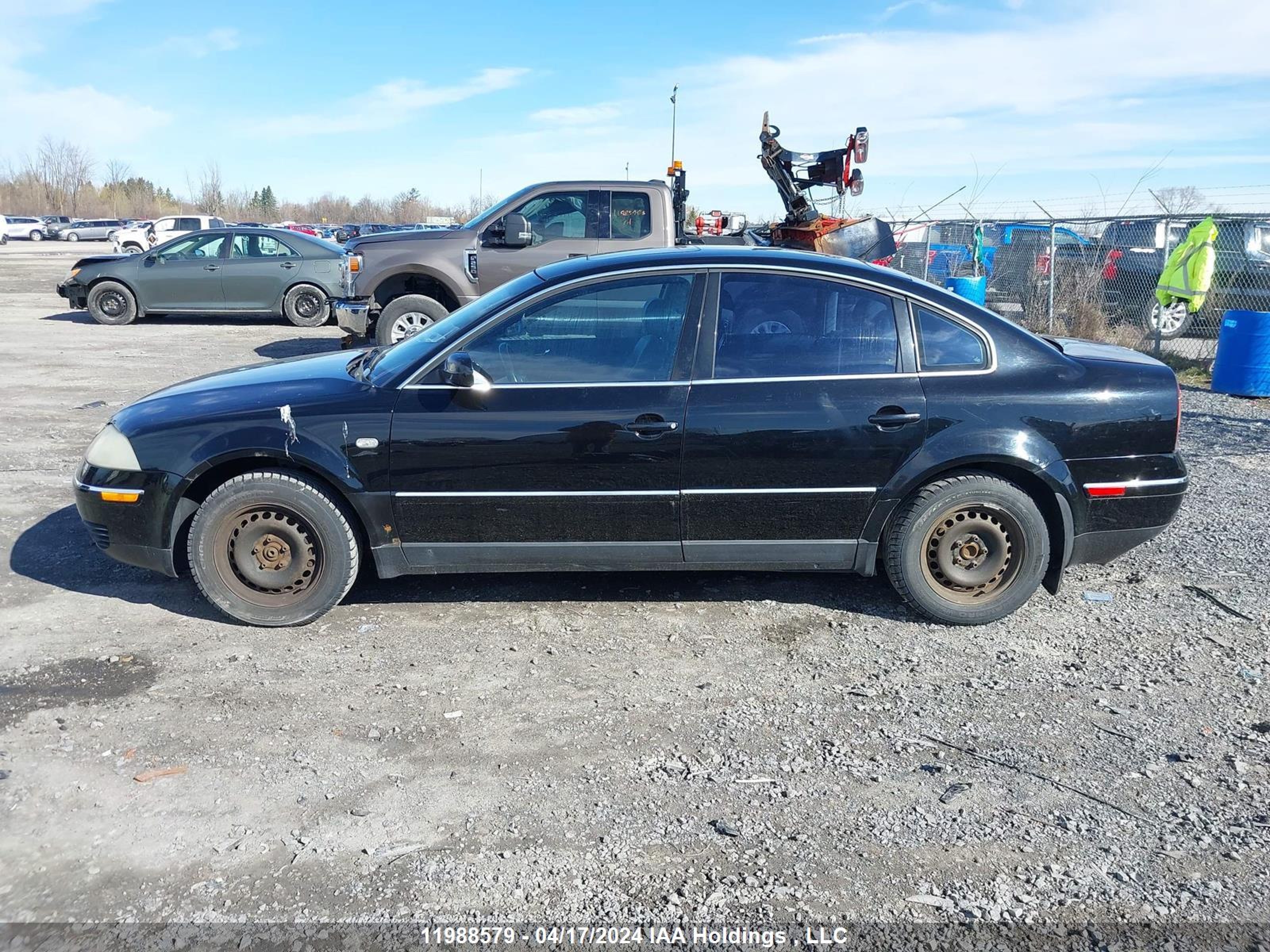 Photo 13 VIN: WVWPD23B03P056172 - VOLKSWAGEN PASSAT 