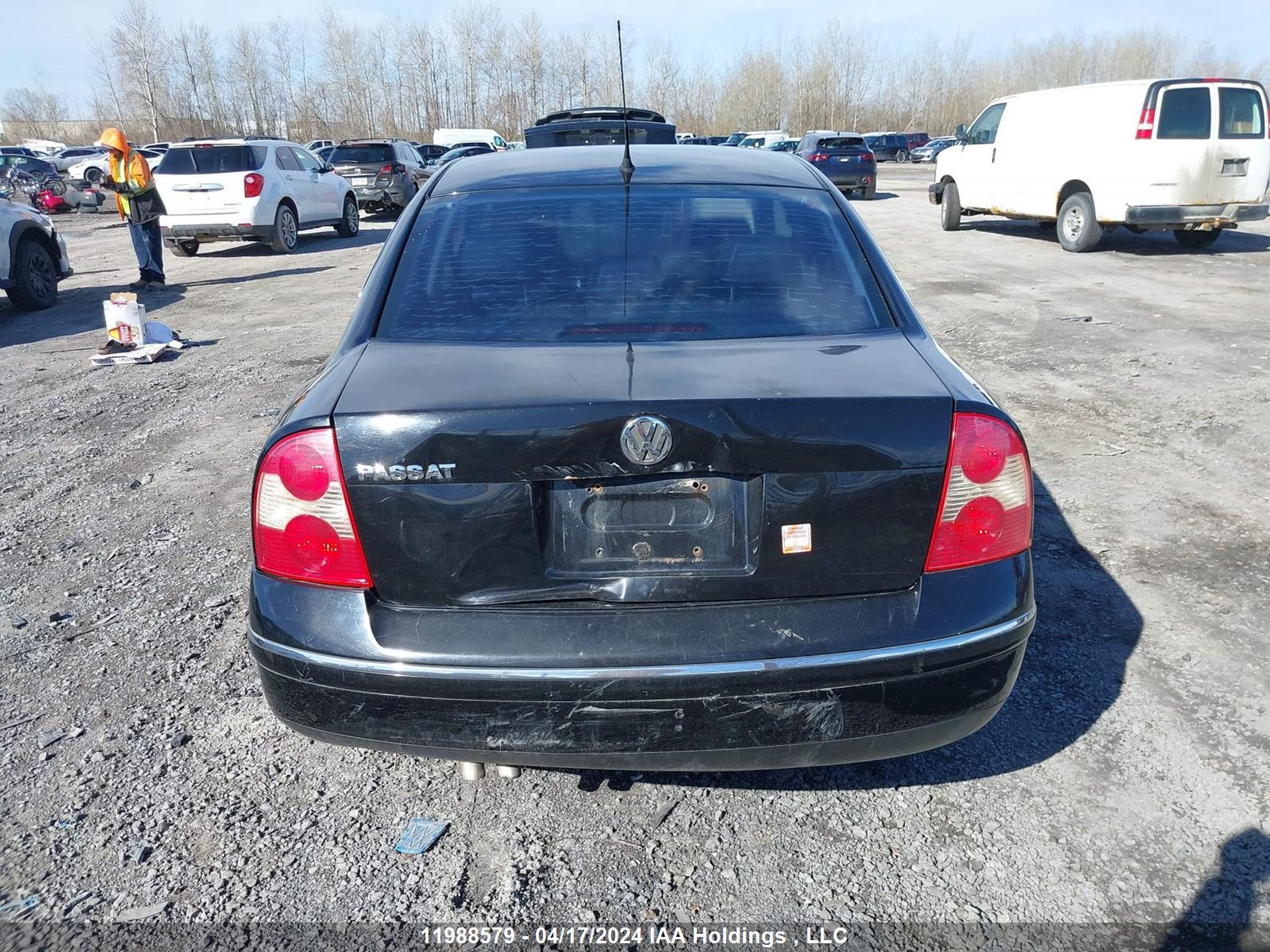 Photo 15 VIN: WVWPD23B03P056172 - VOLKSWAGEN PASSAT 