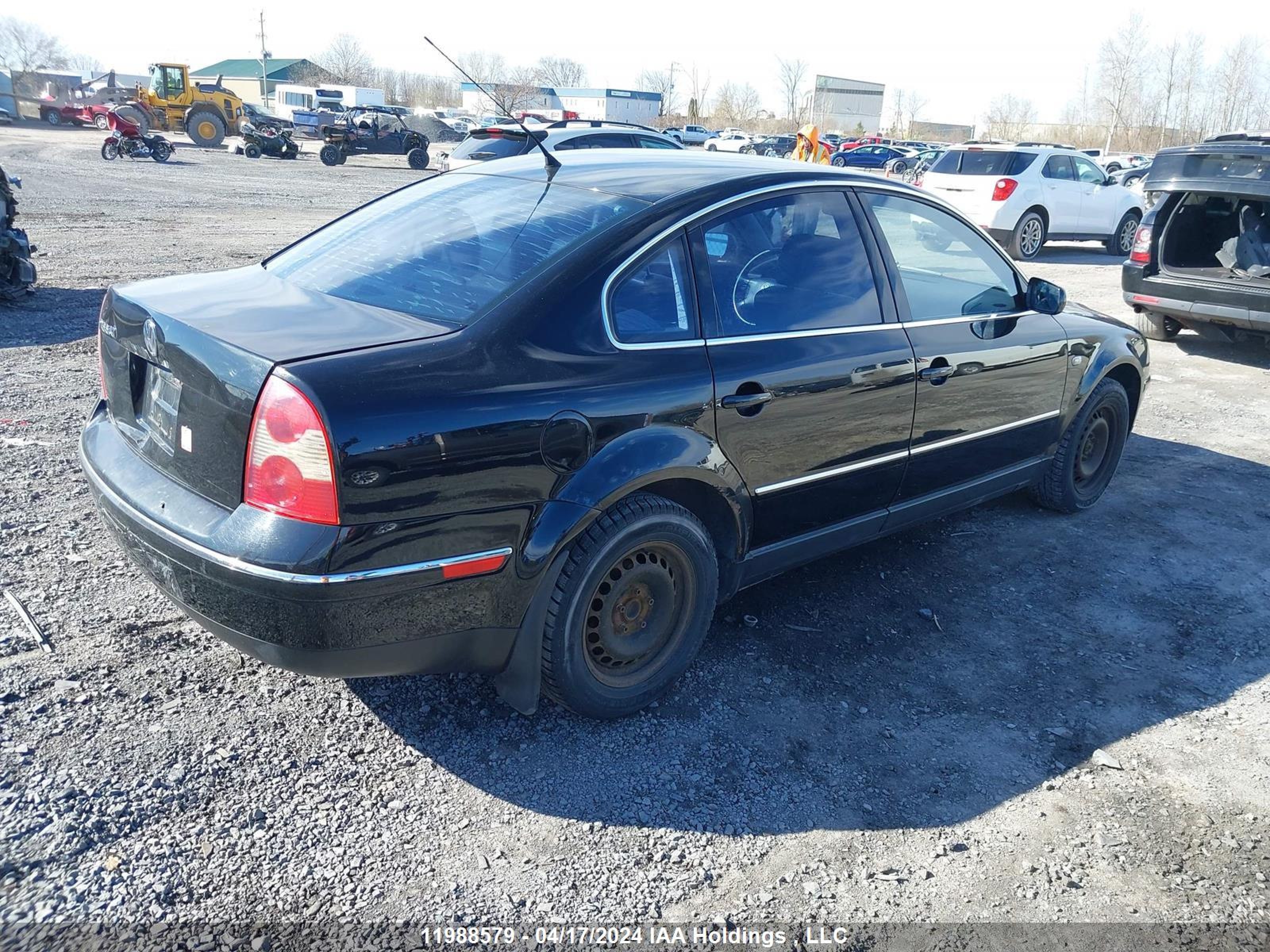 Photo 3 VIN: WVWPD23B03P056172 - VOLKSWAGEN PASSAT 