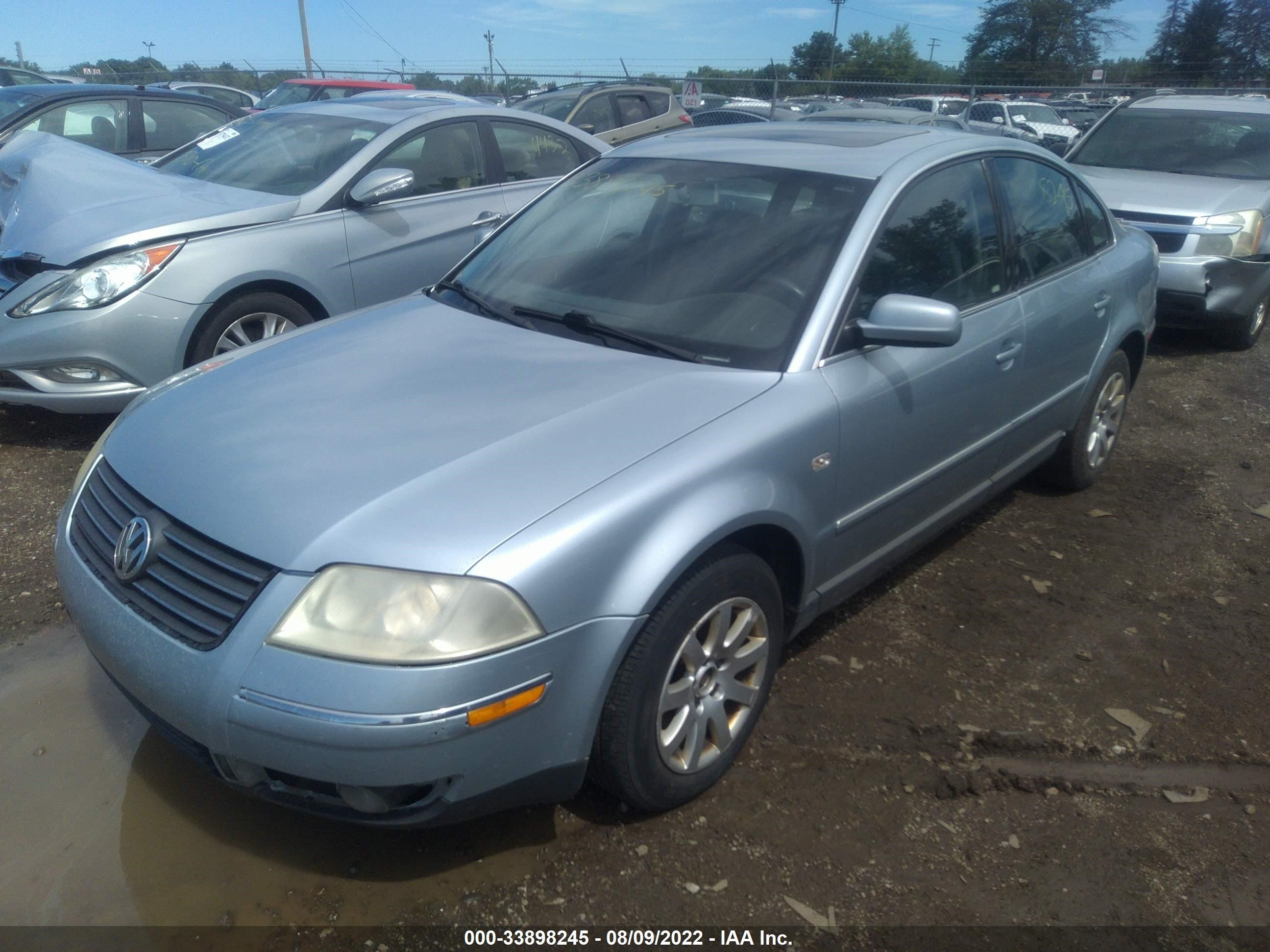 Photo 1 VIN: WVWPD63B02P181159 - VOLKSWAGEN PASSAT 