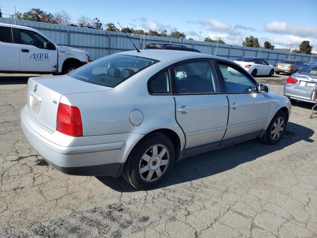 Photo 2 VIN: WVWPD63B0XE499902 - VOLKSWAGEN PASSAT 