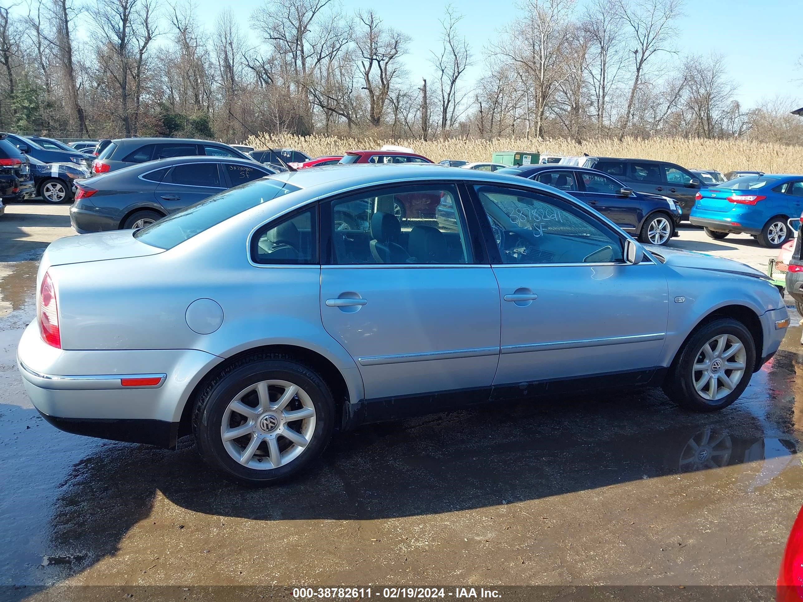 Photo 12 VIN: WVWPD63B24E128106 - VOLKSWAGEN PASSAT 