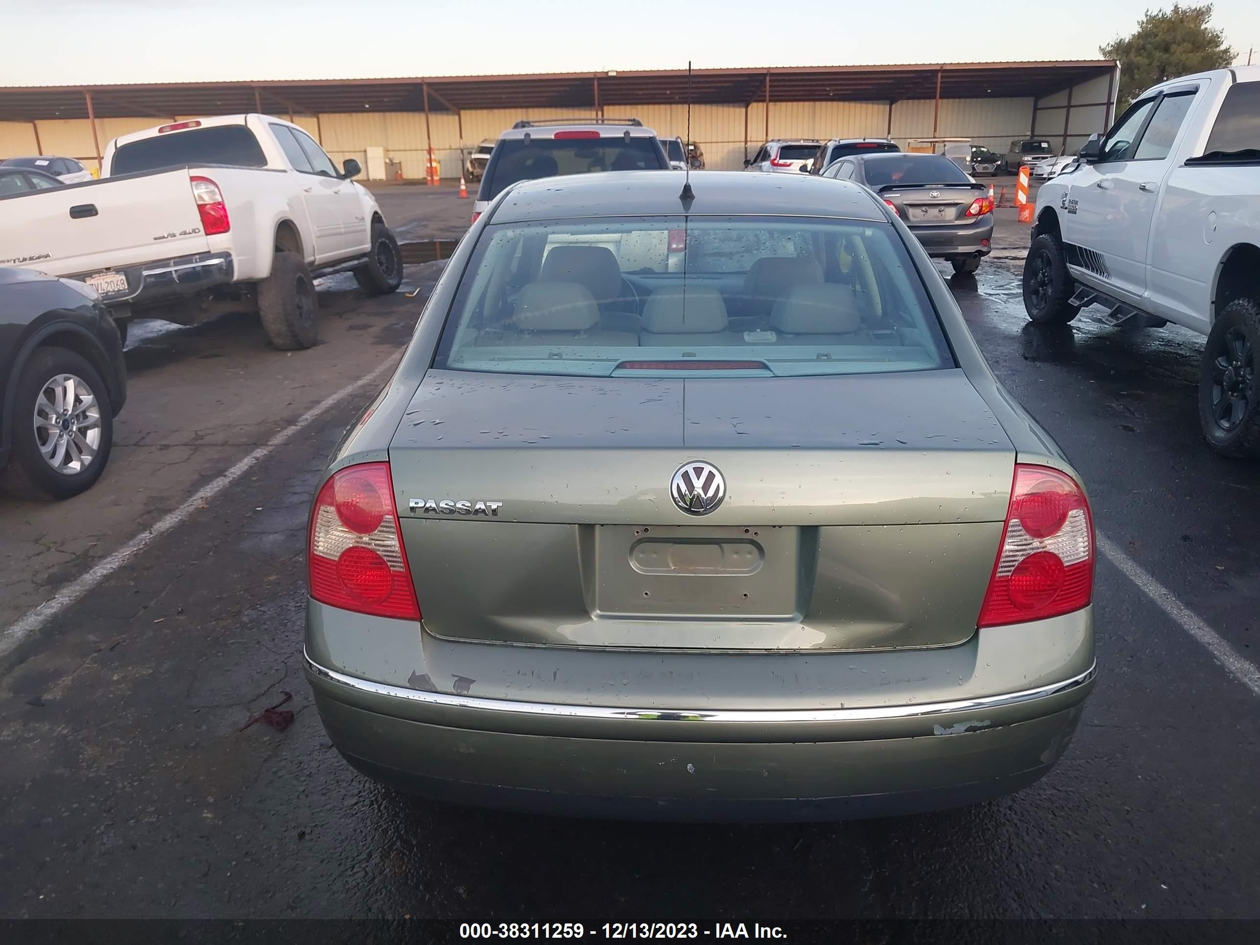 Photo 15 VIN: WVWPD63B33P045500 - VOLKSWAGEN PASSAT 