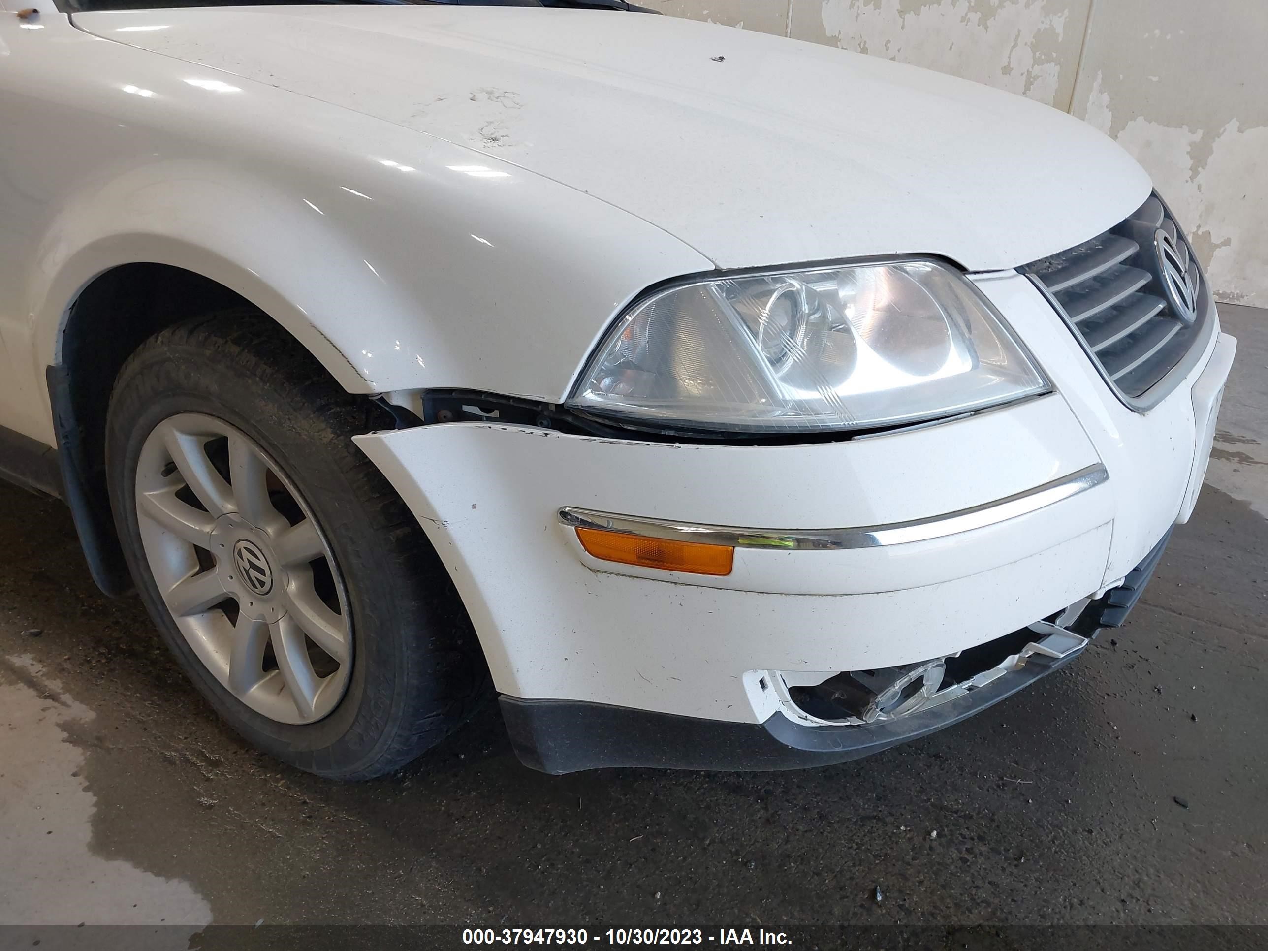 Photo 5 VIN: WVWPD63B34E348466 - VOLKSWAGEN PASSAT 