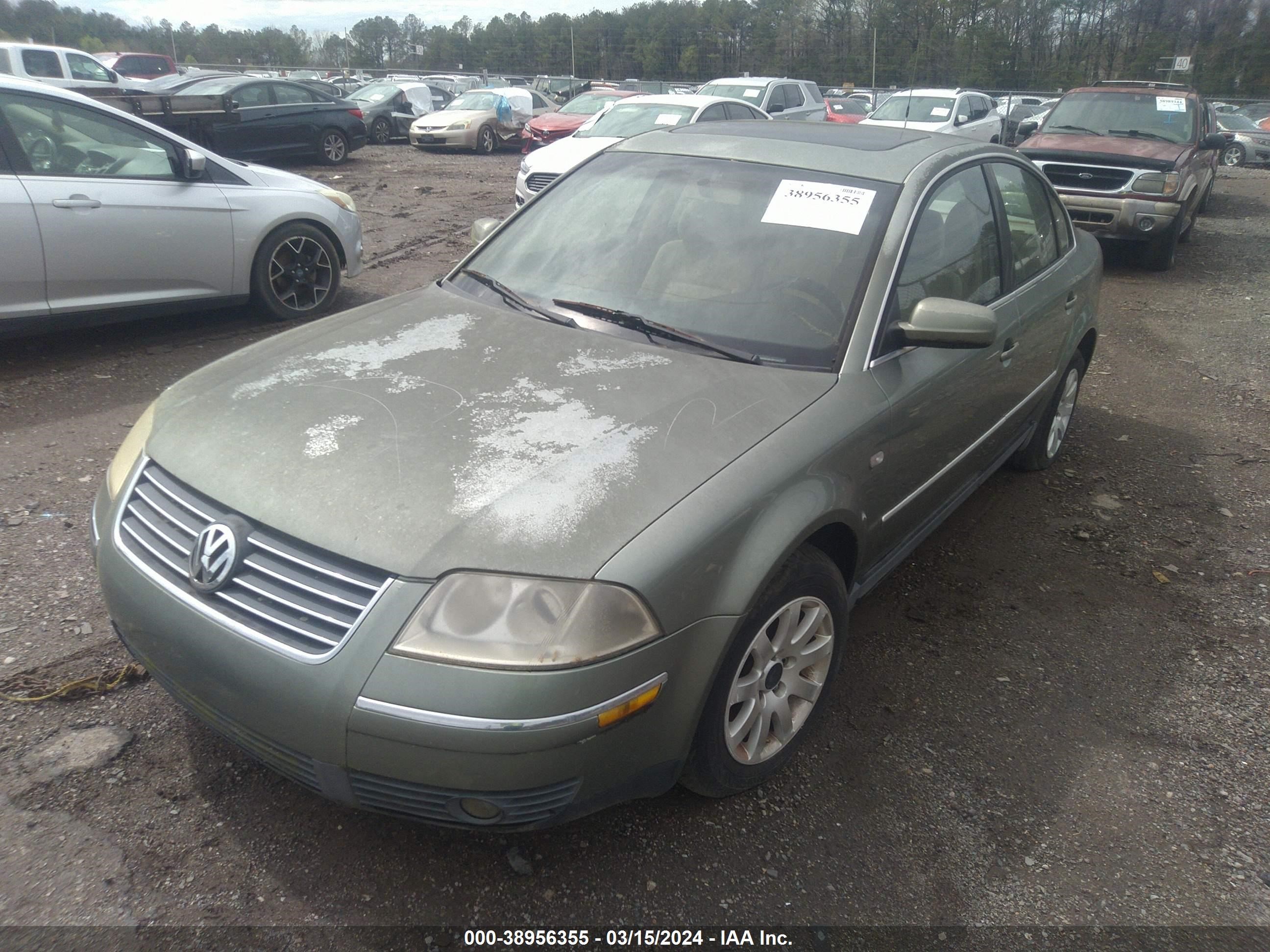 Photo 13 VIN: WVWPD63B52P124312 - VOLKSWAGEN PASSAT 