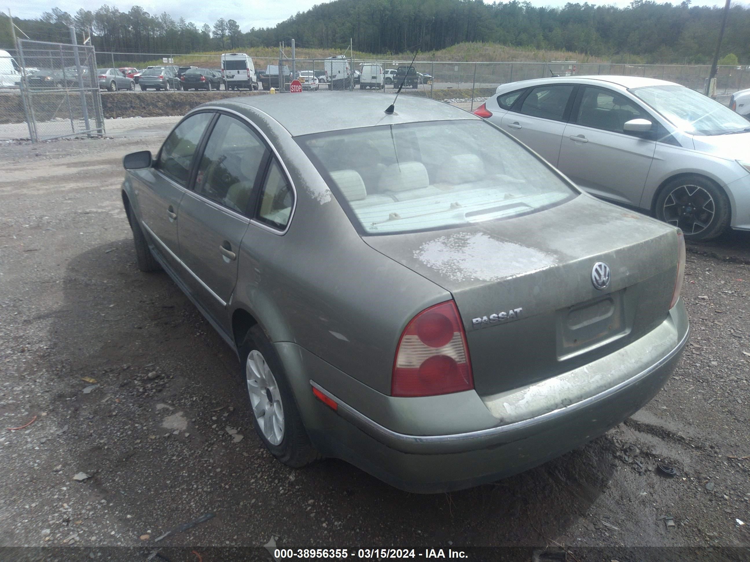 Photo 15 VIN: WVWPD63B52P124312 - VOLKSWAGEN PASSAT 