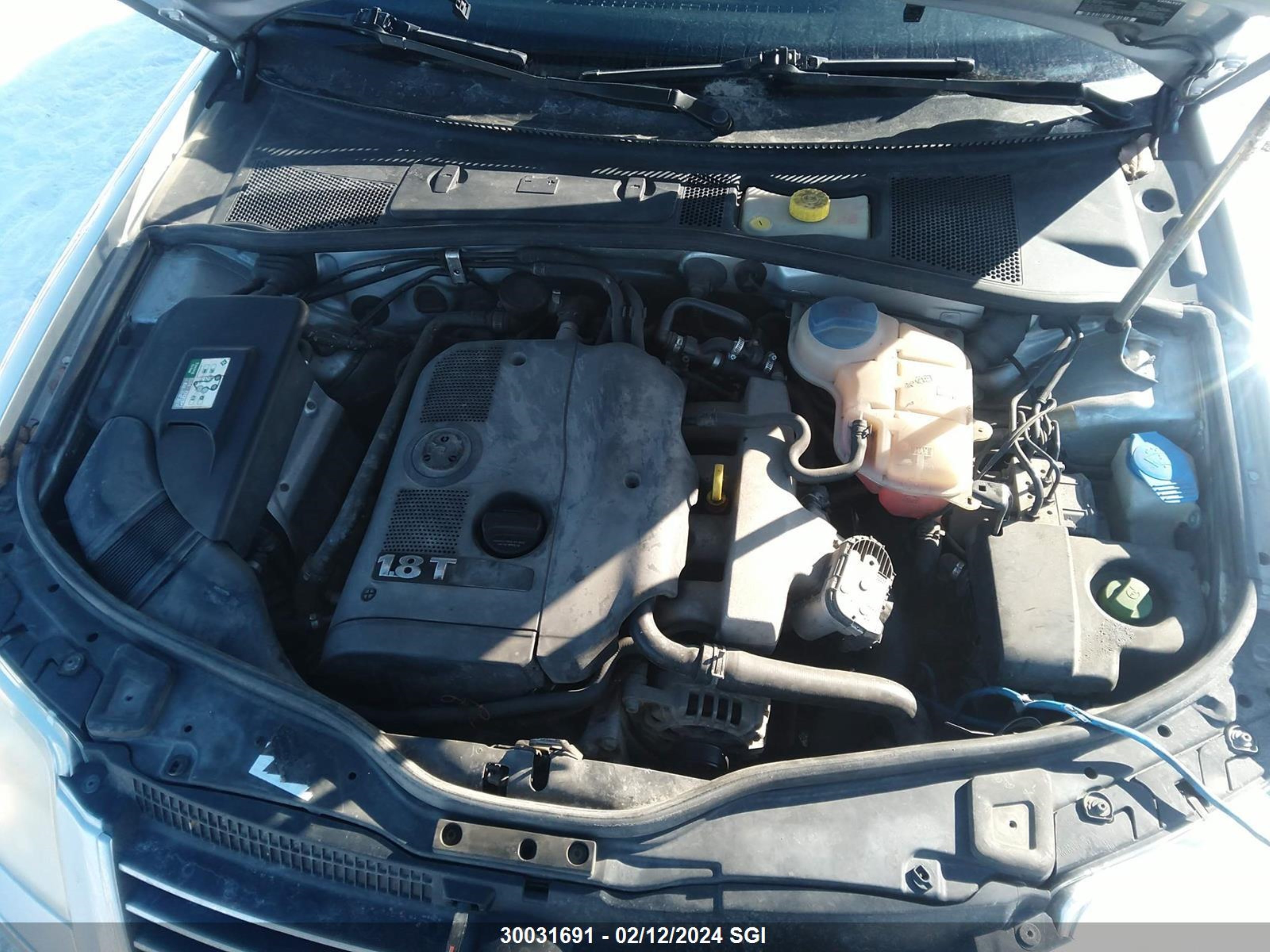 Photo 9 VIN: WVWPD63B73P036038 - VOLKSWAGEN PASSAT 