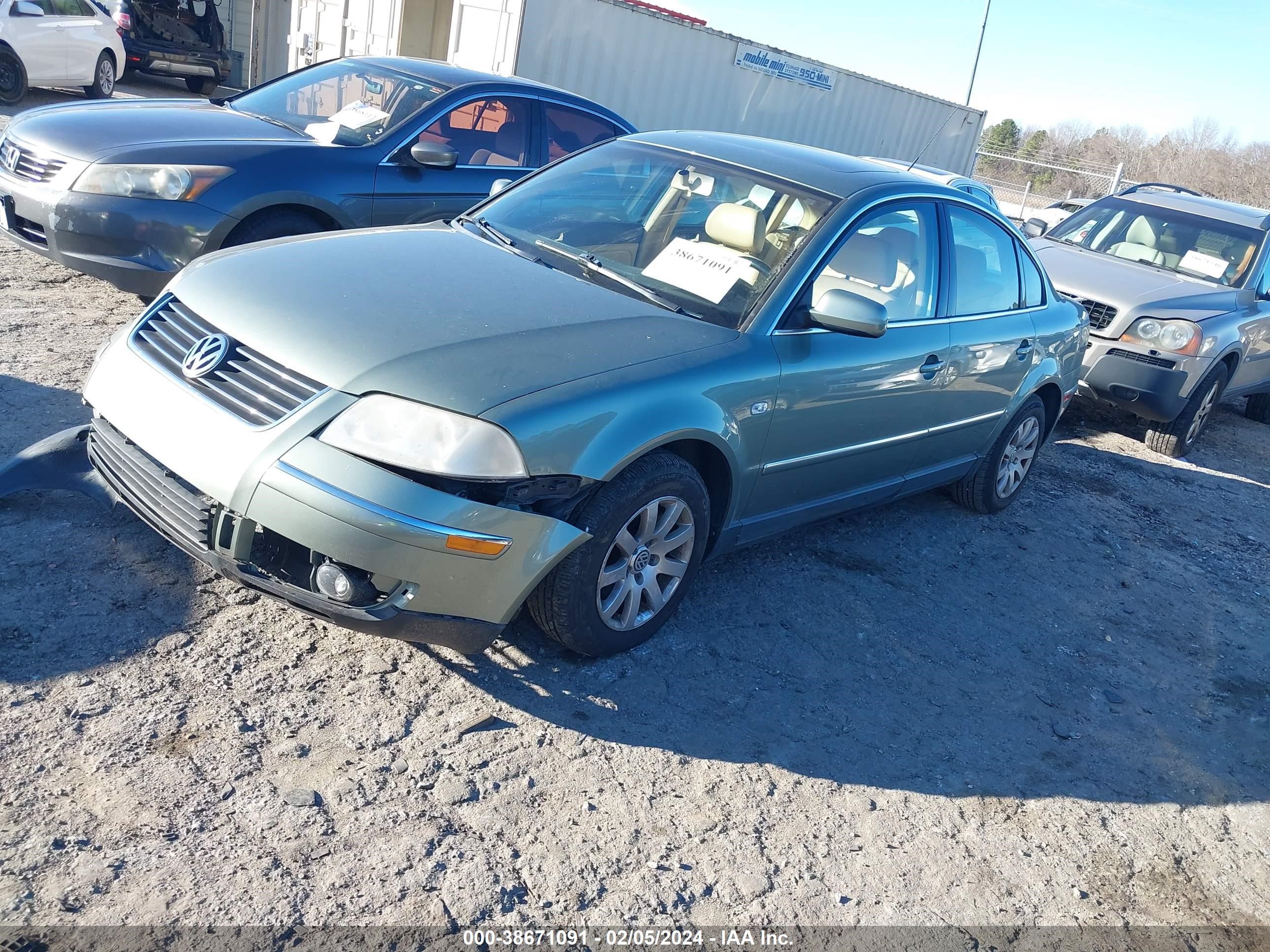 Photo 1 VIN: WVWPD63B82P434843 - VOLKSWAGEN PASSAT 