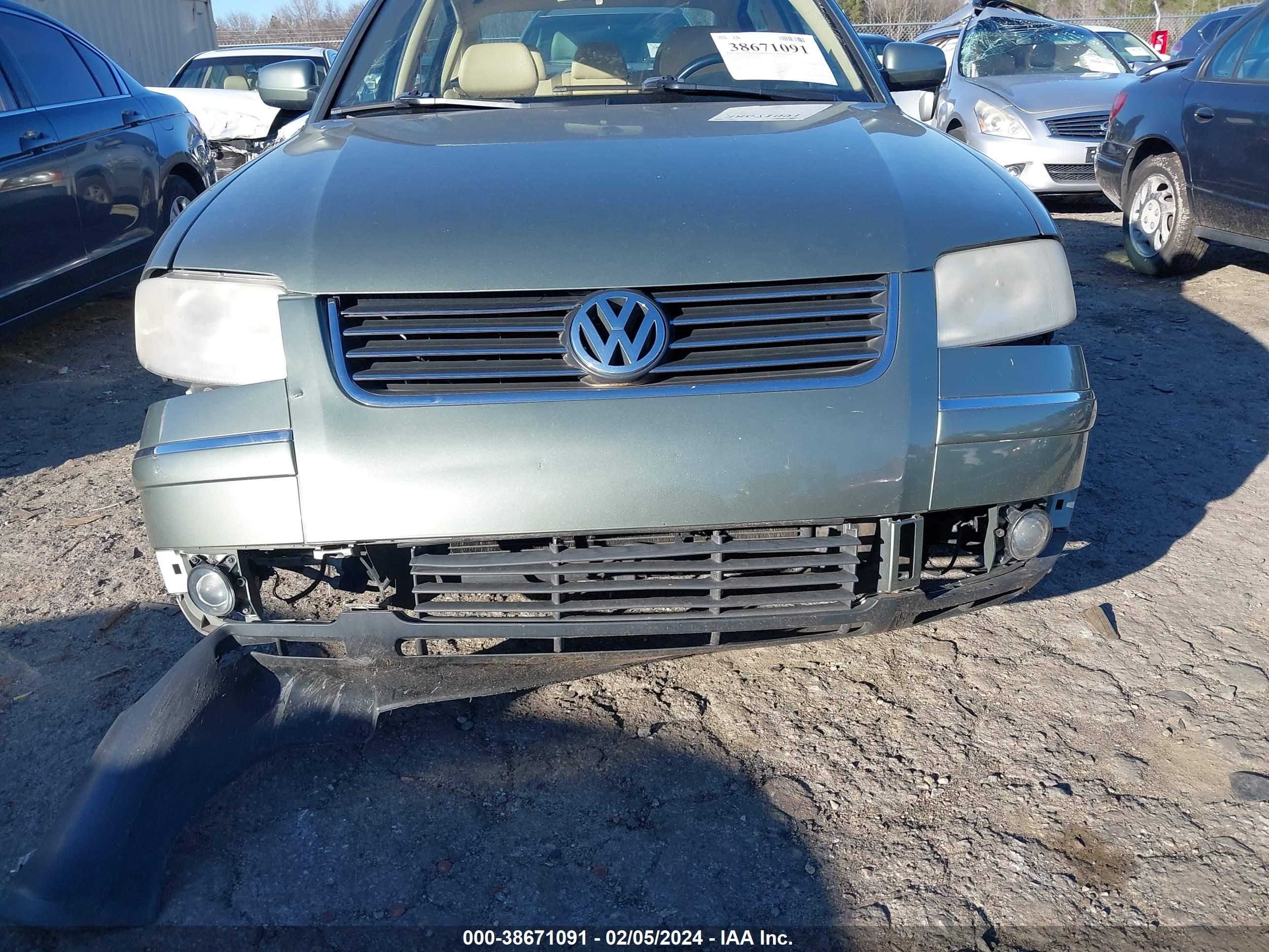 Photo 5 VIN: WVWPD63B82P434843 - VOLKSWAGEN PASSAT 