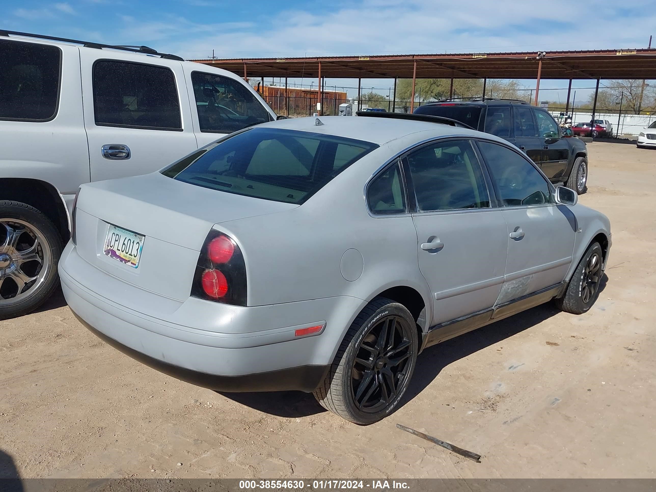 Photo 3 VIN: WVWPD63B93P097343 - VOLKSWAGEN PASSAT 