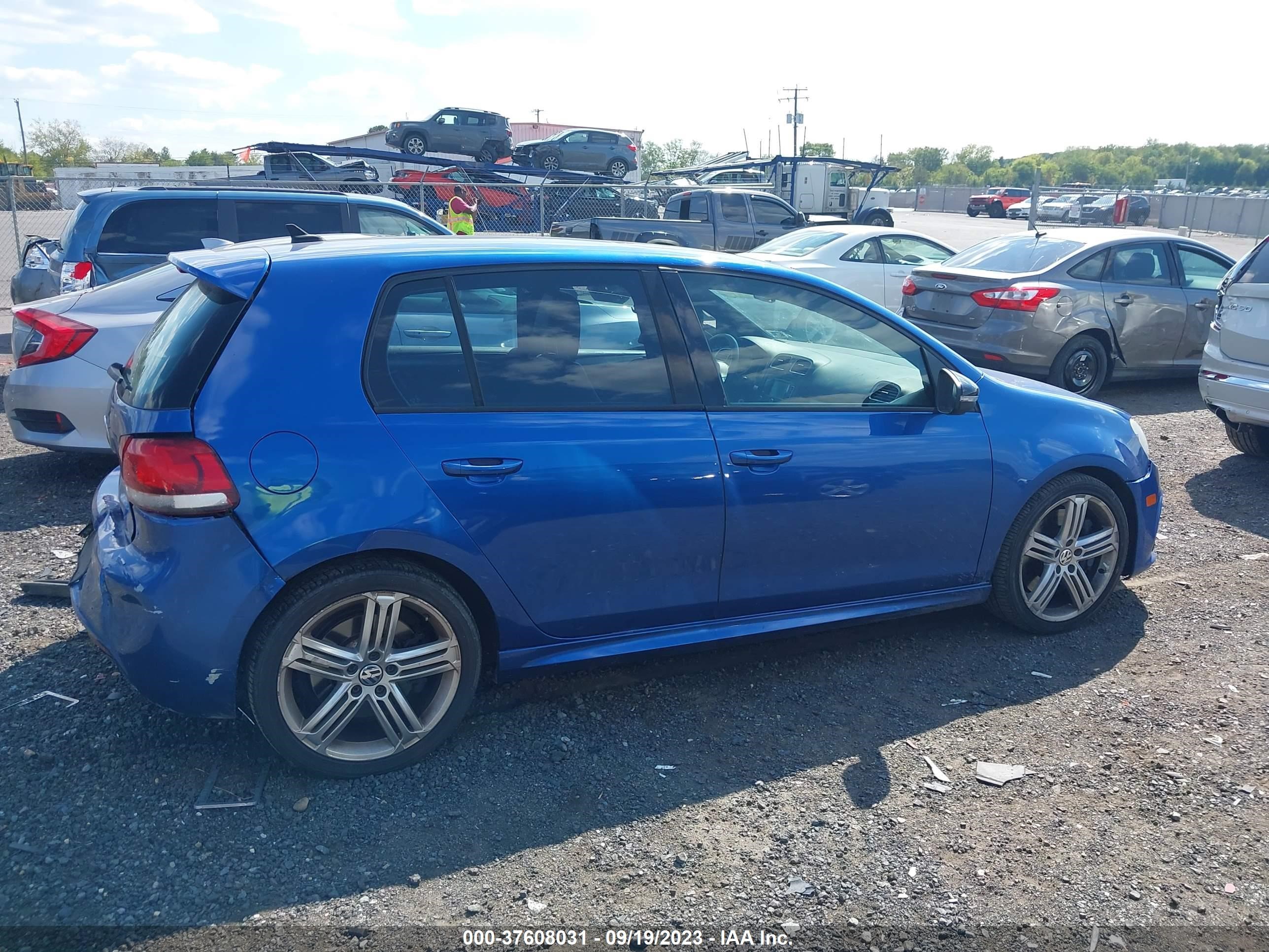 Photo 12 VIN: WVWPF7AJ6CW269831 - VOLKSWAGEN GOLF 