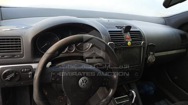 Photo 13 VIN: WVWPM51K07W129072 - VOLKSWAGEN R32 