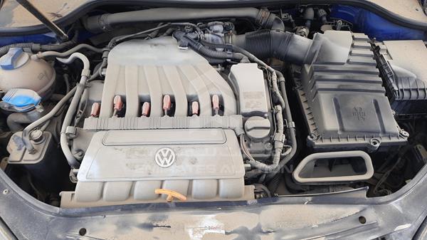 Photo 25 VIN: WVWPM51K07W129072 - VOLKSWAGEN R32 