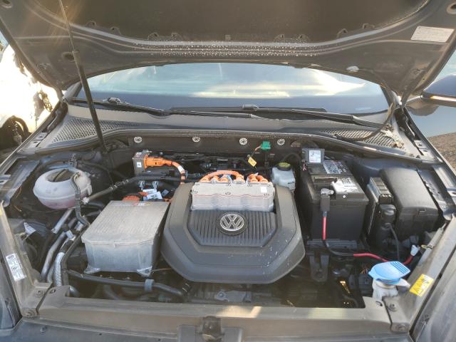 Photo 6 VIN: WVWPP7AU5GW909251 - VOLKSWAGEN E-GOLF SEL 