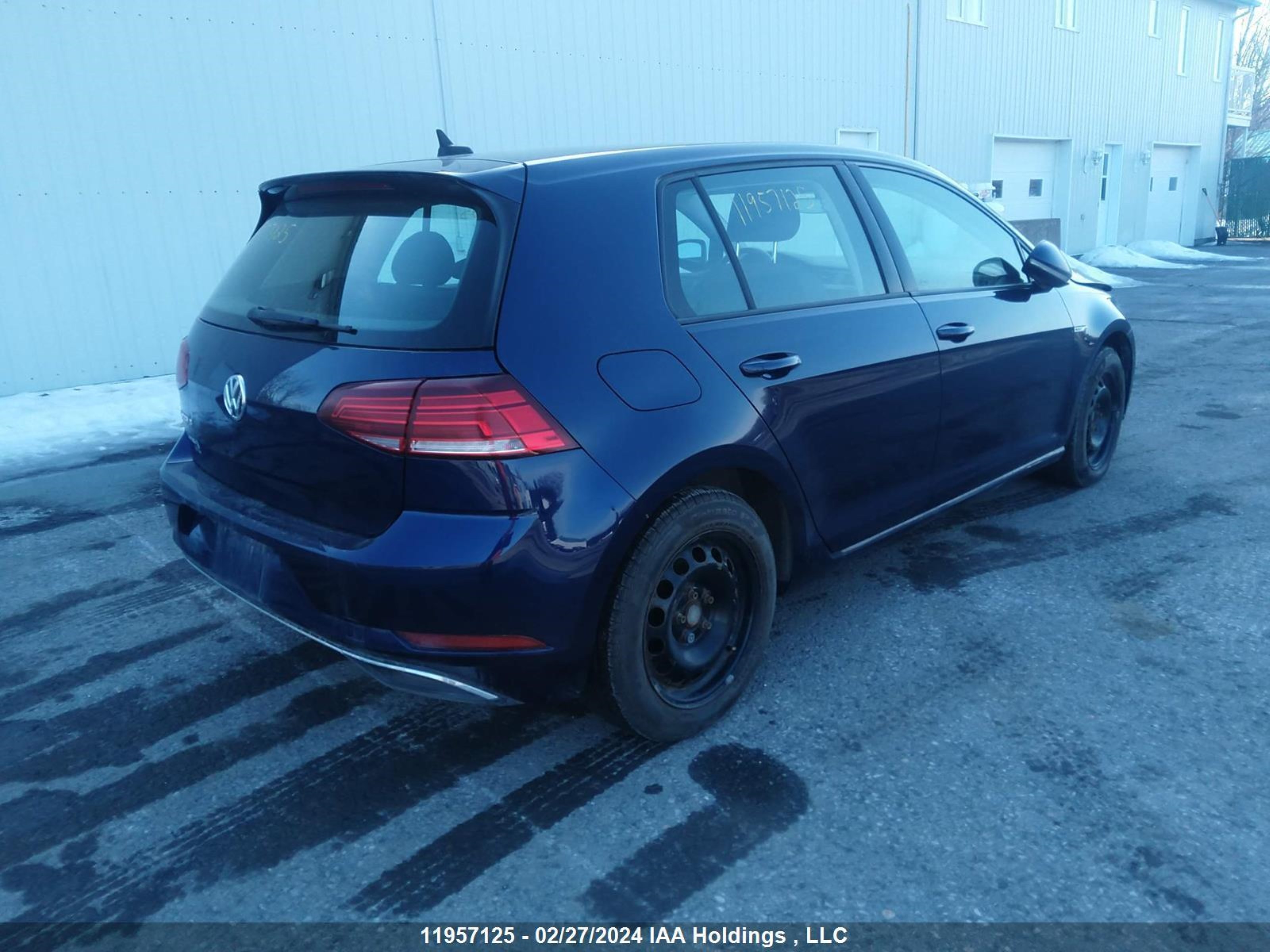 Photo 3 VIN: WVWPR7AU5KW909155 - VOLKSWAGEN E-GOLF 