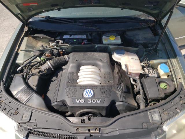 Photo 10 VIN: WVWRH63B02P434087 - VOLKSWAGEN PASSAT 