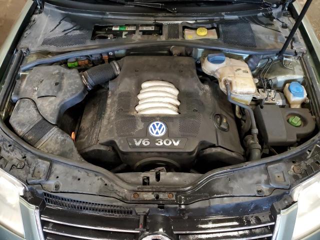 Photo 10 VIN: WVWRH63B12P187372 - VOLKSWAGEN PASSAT 